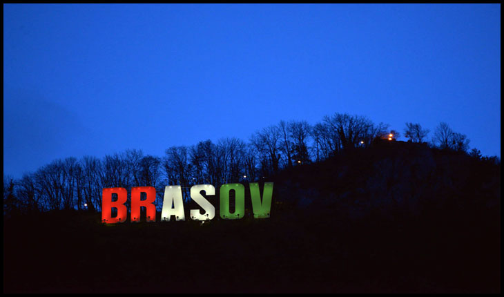 Primăria Brașov se crede în Ungaria: a iluminat literele de pe Tâmpa în culorile steagului Ungariei