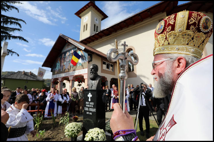 Iustin, Episcopul Maramureșului și Sătmarului, a binecuvântat bustul preotului mărturisitor Florea Mureșanu